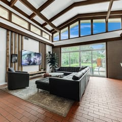 Mid-Century Modern @ Texas A&M Sleeps 16+ in Style